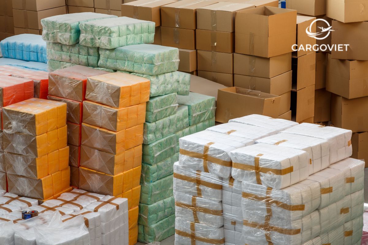 Chi tiết cách mua hộ sản phẩm từ Mỹ về Việt Nam 5 cargo viet min 1